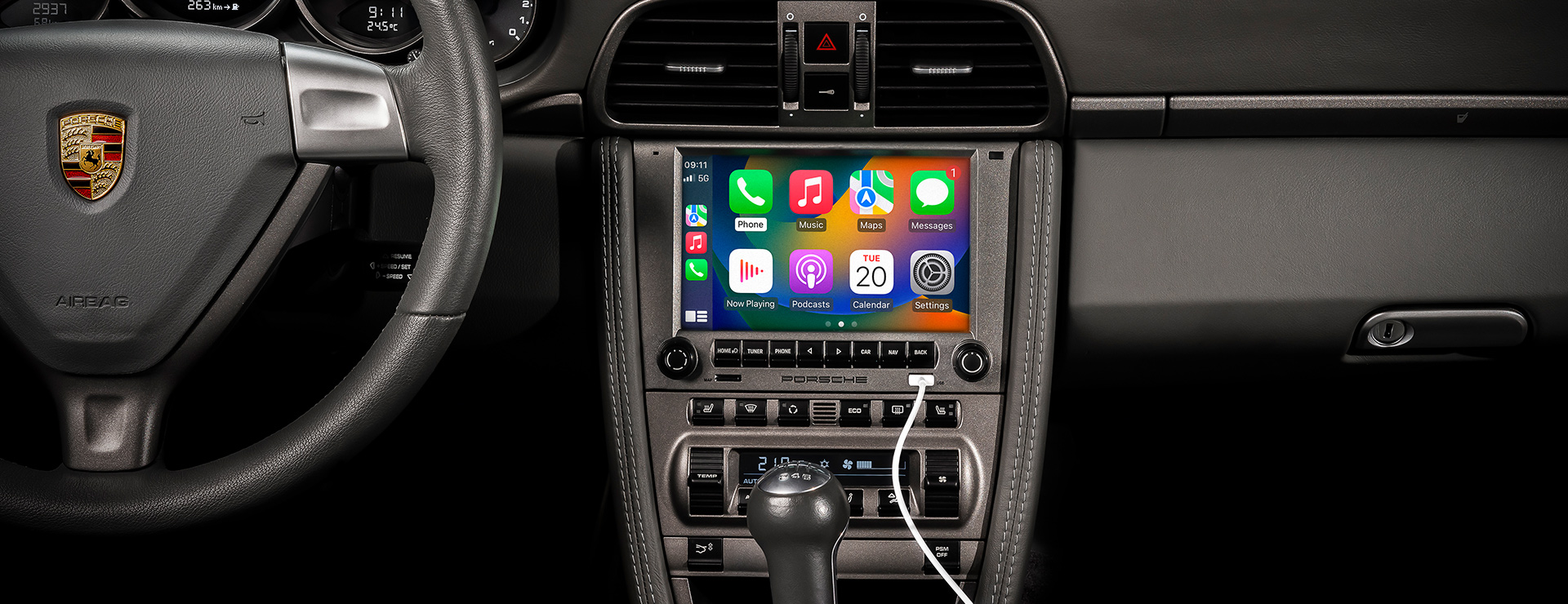 PCCM Plus 997 Apple CarPlay im Cockpit.