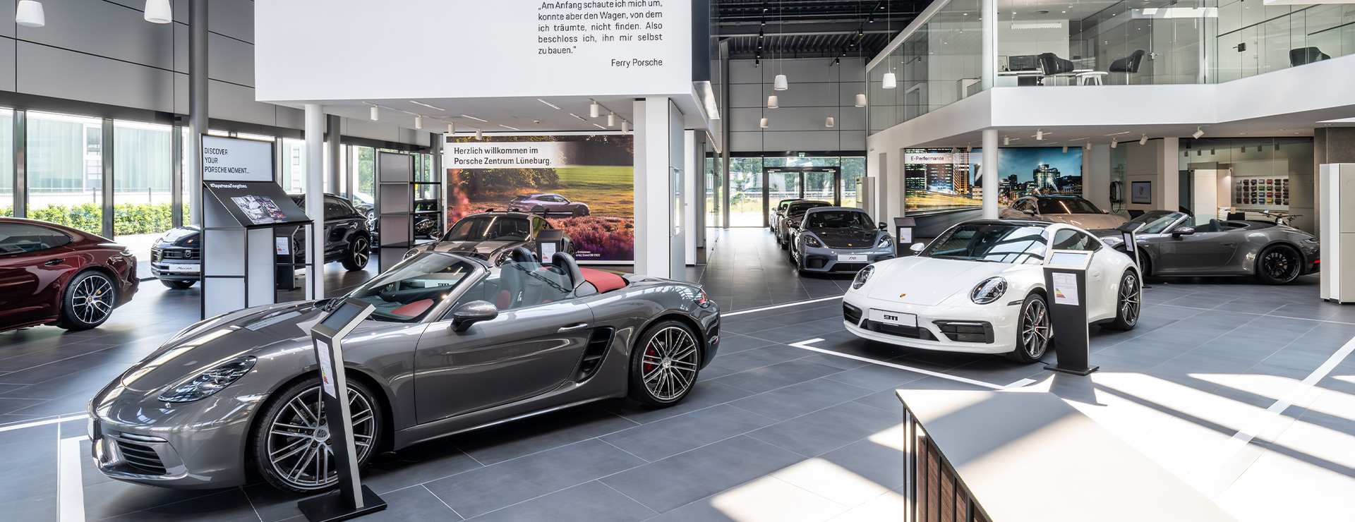 Showroom des Porsche Zentrum
